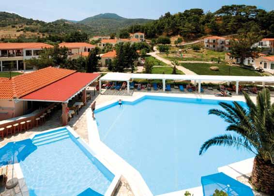 > Lesvos Petra sleva až 17 % za včasnou rezervaci Letovisko: Petra Stravování: polopenze Večeře: bufetové Poloha: hotel se nachází asi 100 m od