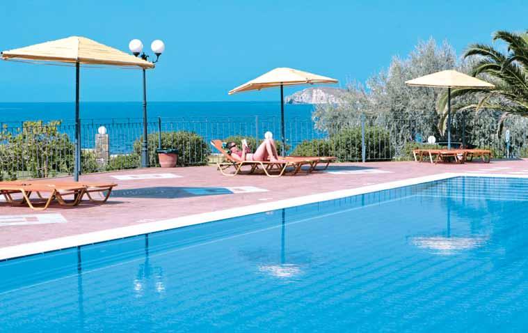 Hotel Limnos Village Resort **** Komfortní a velmi oblíbený hotelový komplex s hezkým ubytováním, výborným stravováním a hezkou pláží, jeden