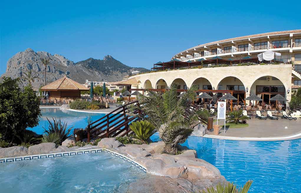 Hotel Atlantica Imperial Resort ***** Luxusní komplex hotelového řetezce Altantica se skvělou polohou přímo u pláže, s vysokou kvalitou služeb a v blízkosti centra letoviska, určený k relaxu a