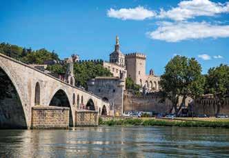 Paříž ZÁJEZDY S VÝUKOU JAZYKŮ 19048 2018/2019 dle nabídky CK LEVANDULOVÁ PROVENCE NICE AVIGNON PONT DU GARD NIMES LES BAUX-DE-PROVENCE ARLES EZE MONACO 1.