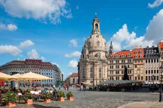 porcelánky (nutná rezervace předem), dále cesta pokračuje do města Drážďany (Dresden) procházka saskou metropolí od Brühlské terasy s krásným výhledem na Labe kolem zámku Residenzschloss se známou