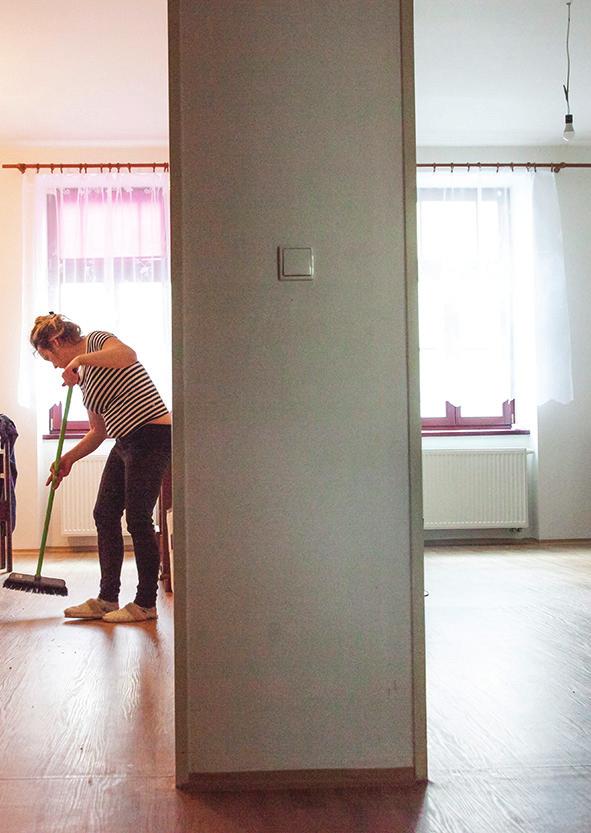 2 Úvod Projekt Rapid Re-Housing v Brně se zaměřil na pečlivé testování a demonstraci, zda je přístup Housing First (Bydlení především) vhodný k řešení bezdomovectví rodin v České republice.
