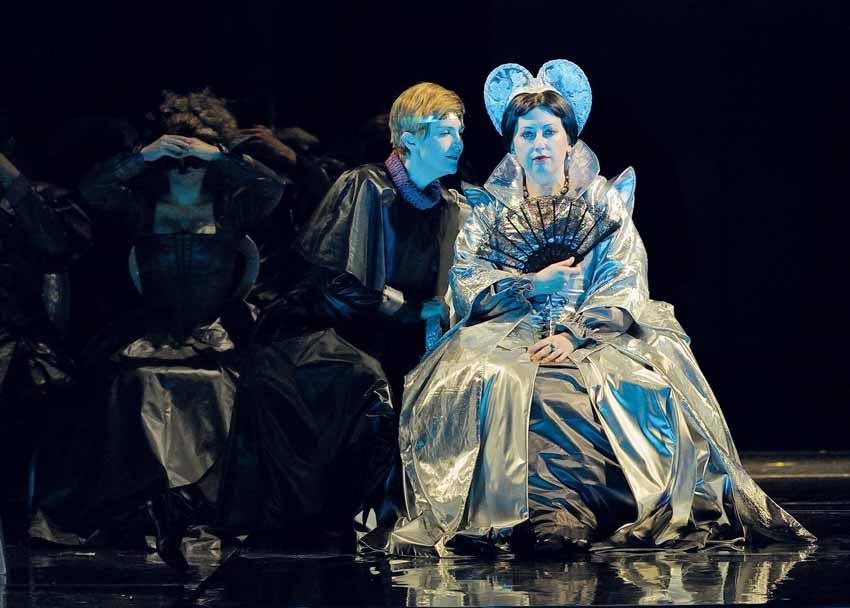 Gaetano Donizetti (1797 1848) ANNA BOLENA (Anna Boleynová) OPERA Premiéra 6. června 2013 v 18.30 hodin v Divadle Antonína Dvořáka Tragický osud druhé manželky Jindřicha VIII.
