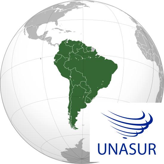 Obr. 3.4 Umístění UNASUR na mapě a jeho logo zdroj: en.wikipedia.org, vlastní zpracování UNASUR si vytyčil 21 cílů, které se snaží naplňovat a co nejefektivněji dosahovat, s co největším úspěchem.