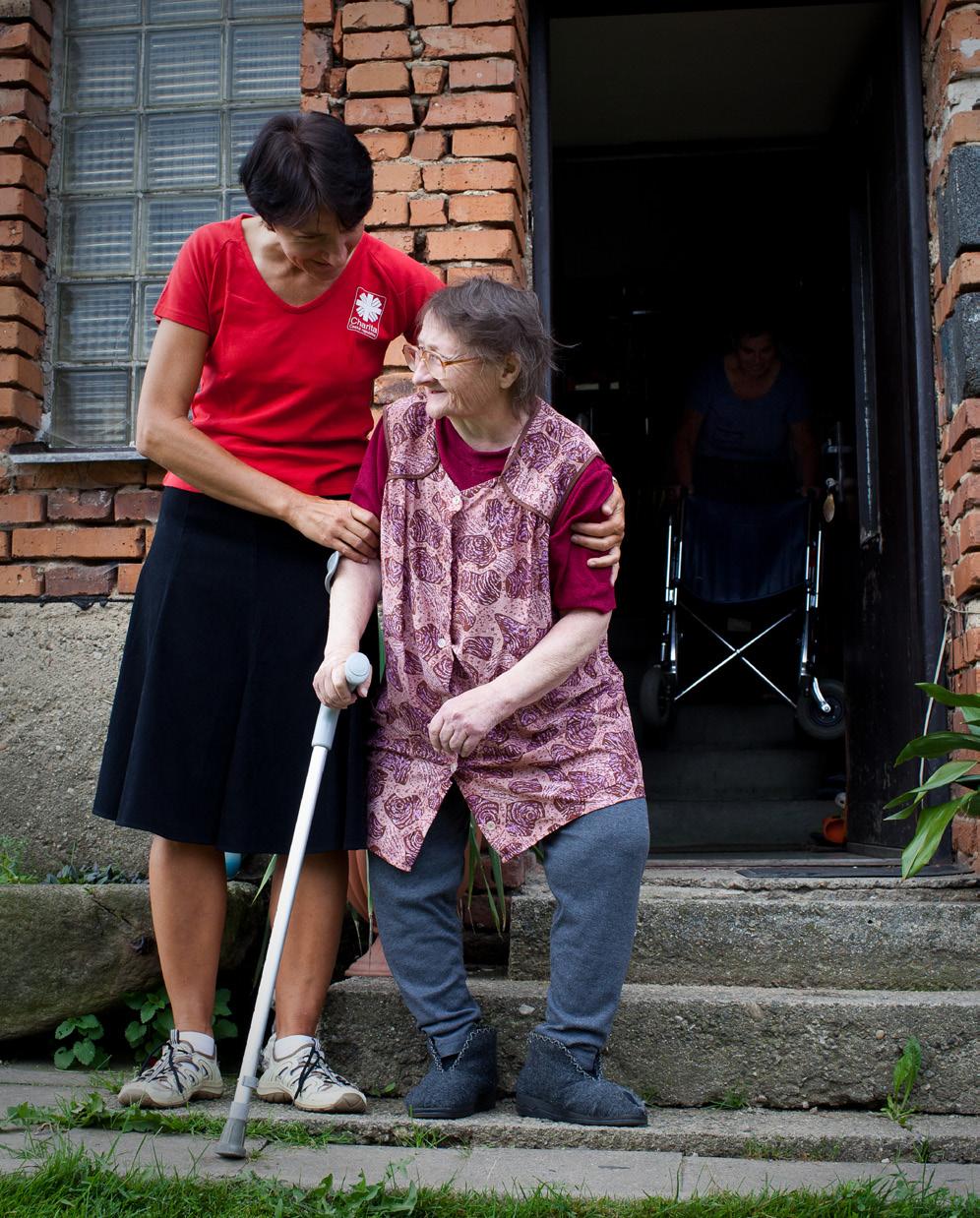Služby pro seniory Charita vnímá stáří jako dar, obohacení pro člověka i celou společnost.