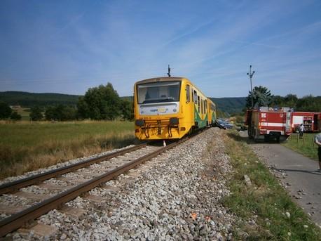 2 ÚDAJE TÝKAJÍCÍ SE MIMOŘÁDNÉ UDÁLOSTI 2.1 Mimořádná událost 2.1.1 Datum, přesný čas a místo mimořádné události Datum: 26. 7. 2014. Čas: 7:52 h. Dráha: Místo: GPS: železniční, celostátní.