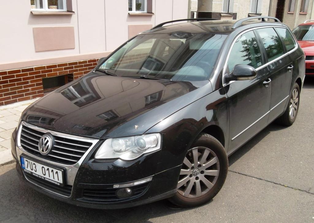 Č.j: 2023575/2501-80542-507886 Strana 2 ze 6 odchlípnutá plastová lišta u