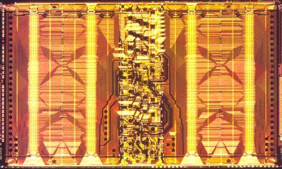 32-Bitový Mikroprocesor 1981 IBM Corporation