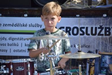 Za sponzorské dary a pomoc při organizaci děkujeme OÚ Zbýšov, ZD Vysočina Zbýšov, Agroslužby3S, p.