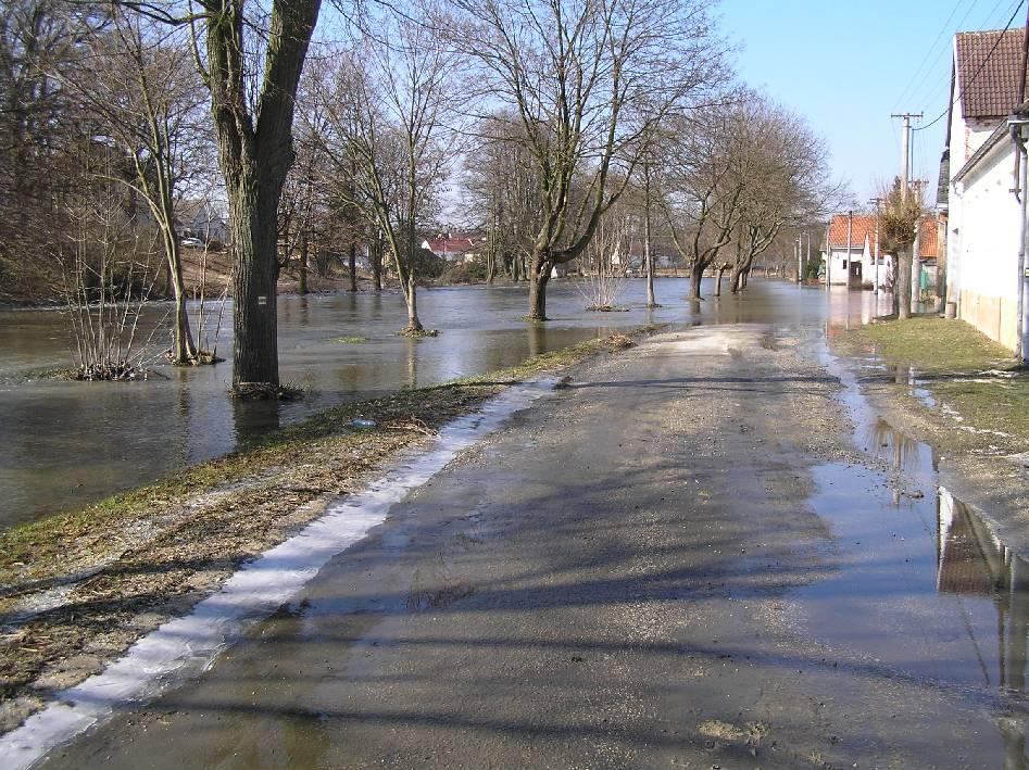 Nežárka jez Devět