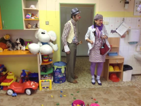 Projekt Zdravotní klaun Již letitou tradici má v naší škole