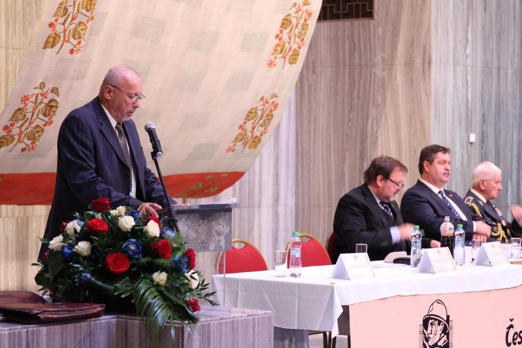 3. Tradice ČsOL - Tisková a publikační činnost Tisková a publikační činnost zahrnuje velké množství aktivit, které jsou tříděny do několika kategorií.