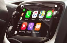 Mlhová světla 15" kola z lehkých slitin, pneumatiky 165/60 R15 Zatmavená zadní okna a okno pátých dveří (Privacy glass) Rozhraní Android Auto Rozhraní Apple CarPlay Paket Cool & Safe: automatická