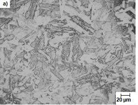 FSI VUT DIPLOMOVÁ PRÁCE List 83 Obr. 7.3 a) Mikrostruktura materiálu 1.4542 leptáno (lept. Marble), zvětšení 200x, Obr. 7.3 b) Mikrostruktura materiálu EOS GP1 leptáno (lept. Marble), zvětšení 200x. Obr. 7.4 a) Mikrostruktura materiálu 1.