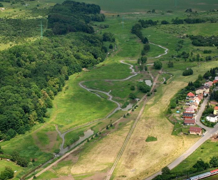 Pracovní návrh 35 REVITALIZACE PRAŽSKÝCH TOKŮ - PROJEKT POTOKY