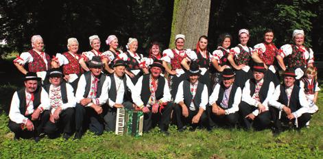 CHOČANKA, Slovensko Folklorní soubor Chočanka vznikl v roce 1975. Jeho zakladatelkou a vedoucí byla paní Ľubica Mohornová. Prvním vystoupením byl program Fašiangy.