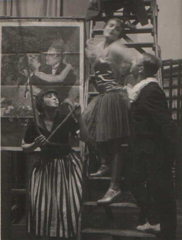 divadlo, 1926).