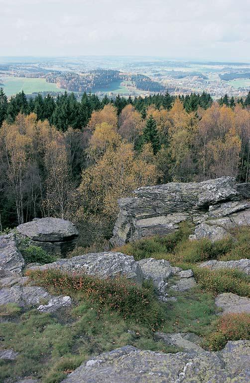 PlzeÀsko a Karlovarsko park Leopoldovy Hamry Byl vyhlá en Okresním úfiadem Sokolov v r. 986 aokresním úfiadem Cheb v roce 995 jako tzv. oblast klidu.