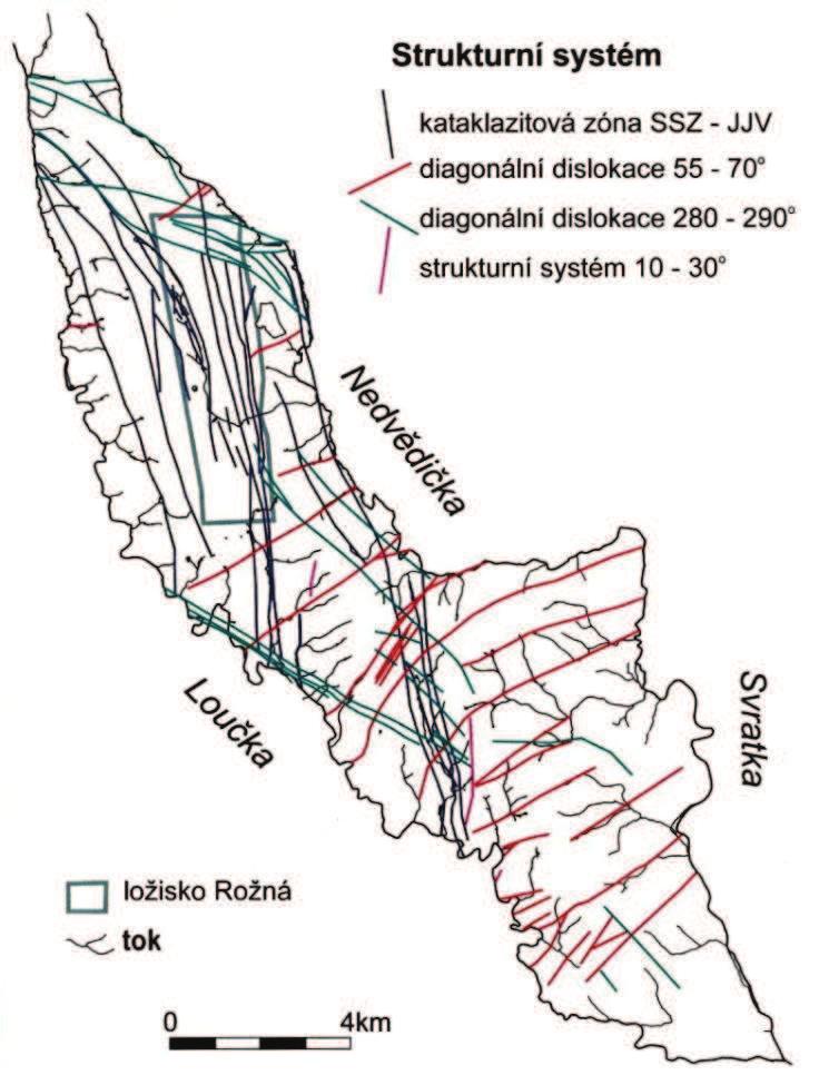 Obrázek 7: Schématická mapa strukturních poruch (podle geol. mapy 1 : 20 000 Hájek et al. 1997 in Říčka 2008) Obrázek 8: Schematický řez ložiskem Rožná (Hájek et al. 2011) 4.