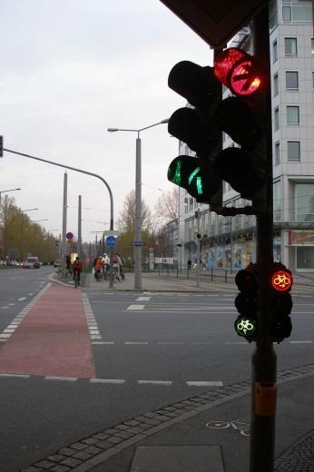 11. Světelné signalizace v případě vhodného zohlednění cyklistické