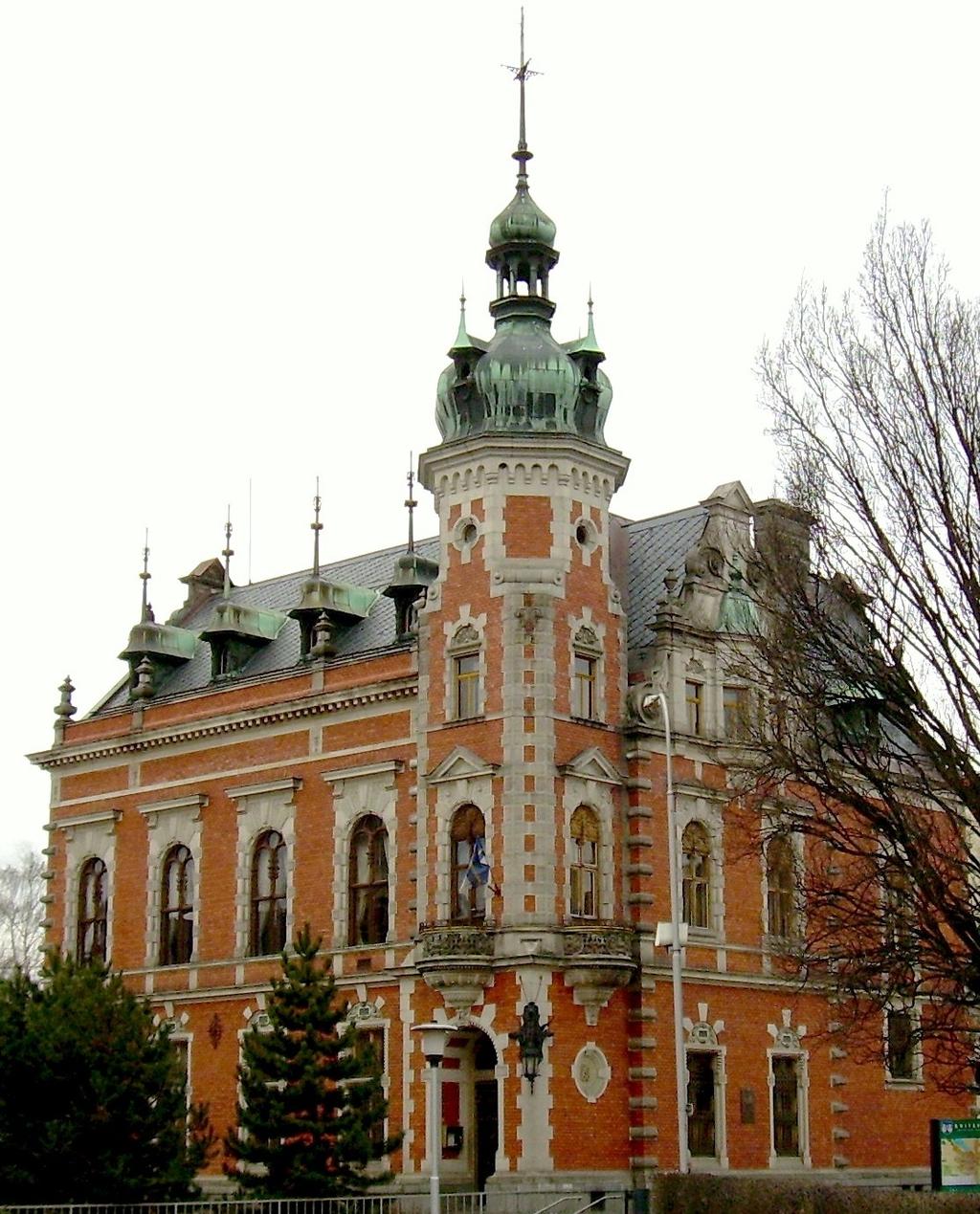 L. Zamenhof (1859-1917), sed ankaŭ František Vladimír Lorenc (1872-1957), unika poligloto, kiu proprakoste kiel 18-jara studento eldonis en 1890 la unuan Esperanto-lernolibron por ĉeĥoj, kaj Theodor