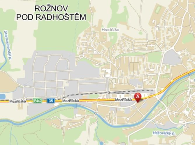 uzavření smlouvy na 12 měsíců a více 3 900,- Kč plocha/měsíc