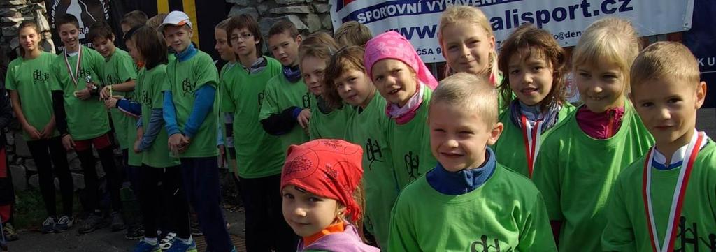 Výroční zpráva 2013 6. Chlapácký běh Nedílnou součástí naší celoroční činnosti je velmi oblíbený seriál vytrvalostních běhů v okolí Šumperka, tzv.