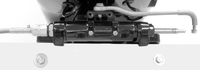 INSTALACE ZÁVĚSNÉHO MOTORU Lnko řízení - Lnko vedené n prvé strně 1. Promžte O-kroužek celý konec lnk. 95 3724 Ref. č. truice Popis Kde se používá Díl č.