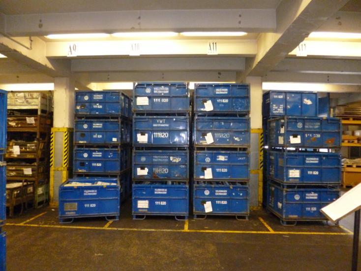UTB ve Zlíně, Fakulta managementu a ekonomiky 58 b) Výrobní sklad je určen pro skladování hotových výrobků, které jsou přichystány