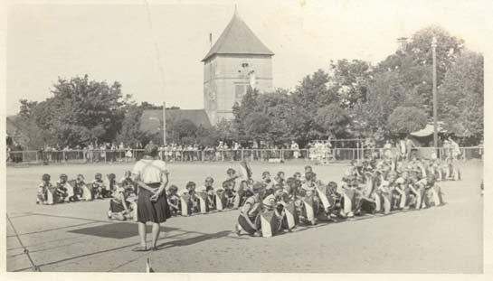 prostoru u městského nádraží v Polné (r. 1928). MM Polná, fond: Fotoarchiv, kat. č.