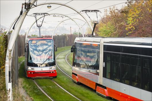 Ročně se v Praze přepraví tramvajemi 32 % cestujících z celé pražské MHD. Obnova tratí je proto klíčovou prioritou.