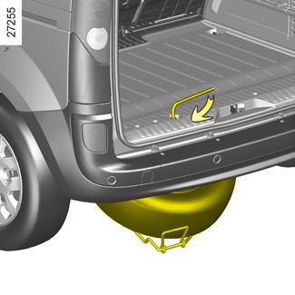 Defekt/rezervní kolo Pro případ defektu máte podle vozidla k dispozici rezervní kolo nebo sadu pro nahuštění pneumatik (viz následující stránky).