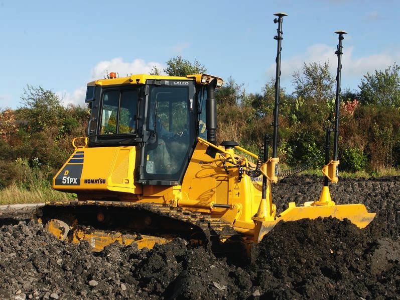 D 51EX/PX Pásový dozer D51EX/PX-22 VÝKON MOTORU 99,0 kw / 135 PS @ 2.