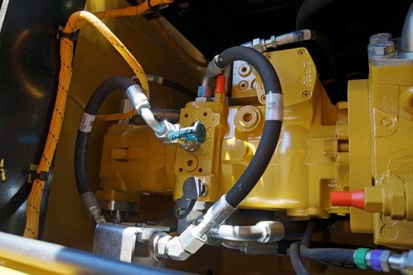 Hydraulický systém Rychlý, přesný, flexibilní Pro rychlé přemisťování materiálu potřebujete účinnou hydrauliku přesně takového typu, jaký nabízí řada F.