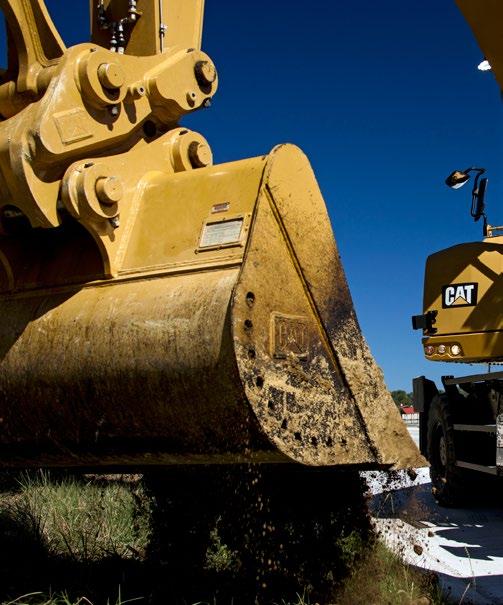 Spojení síly Spojte hydraulické příslušenství Cat se strojem Cat a využijte všechny možnosti standardního vestavěného softwaru. Výměna příslušenství nikdy nebyla snazší!