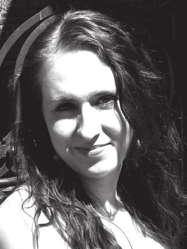 22 LEKCE A KOMENTÁŘE KRITICKÉ LISTY 51/2013 Projekt ke Dni učitelů Lucie Hrnčiarová Jak se nejlépe seznámit s významnou osobností? U příležitosti Dne učitelů jsme se seznámili s velikánem J. A. Komenským.