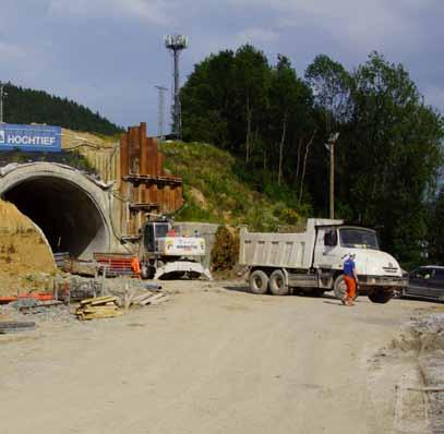 EUROVIA SK - HOCHTIEF CZ - STAVBY MOSTOV SLOVAKIA Diaľnica D3 Žilina (Strážov) - Žilina (Brodno) Tunel Považský Chlmec - Inžinierskogeologická a geotechnická dokumentácia výrubu Číslo čelby Dátum Čas