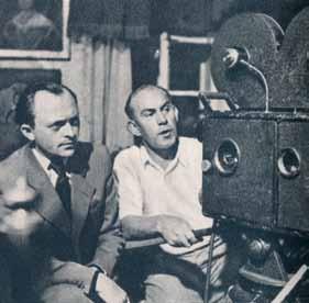 ze života v horních měcholupech a hostivaři Režisér Otakar Vávra a kameraman Jan Roth při práci na dramatu Kouzelný dům (1939) nebo Kříž u potoka (1937).