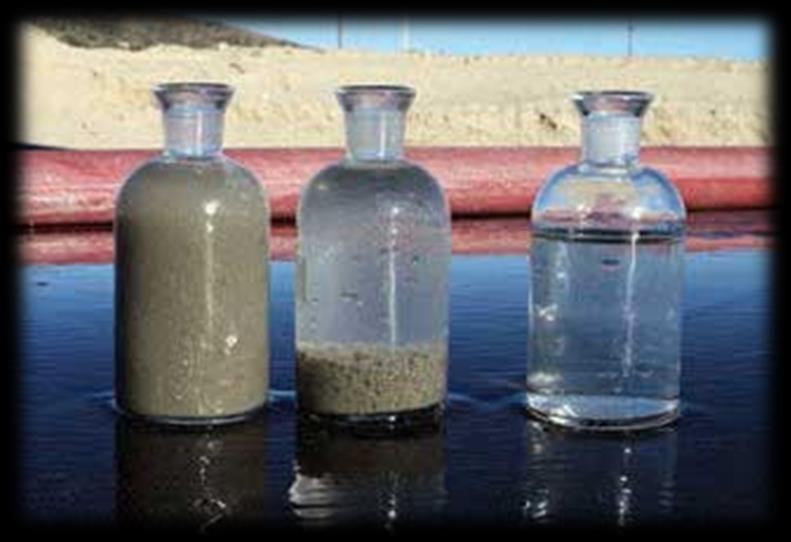 Přidávání nezávadného flokulantu Do čerpaného kalu je za účelem zlepšení efektivity odvodnění a zajištění čistoty oddělené vody přidáván přesně dávkovaný flokulant.
