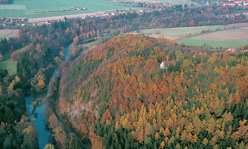 Okres Klatovy rezervace PrácheÀ Západní aï severozápadní svah vrchu PrácheÀ (5,4 m n. m.) nad prav m bfiehem Otavy, asi,5 km jihozápadnû od mûsta HoraÏìovice v PrácheÀské pahorkatinû.