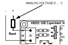 4.1.2 Analogové vstupy Analogový signál může mít libovolnou hodnotu mezi 0 V a 5 V.Počítače dále nemohou pracovat přímo s analogovýma hodnotama, proto musí být převedeny na digitální hodnotu.