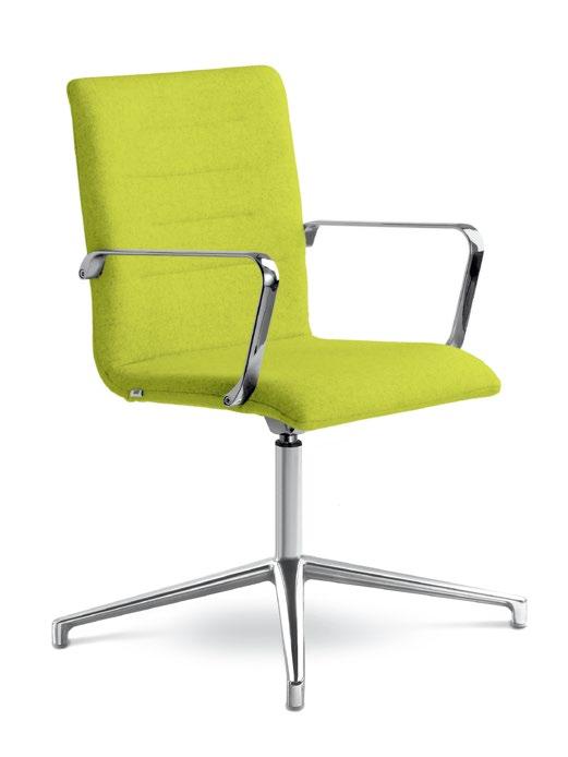 The Oslo range also brings two swivel chairs. Oslo 227-K is an elegant conference chair with a polished-aluminium four-star base with glides.