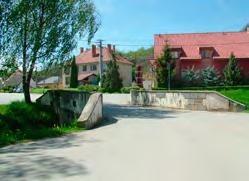 V obci Kurdějov je připraveno klasické divácké místo označeno jako DM 1 Kurdějov se dvěma výhledy.