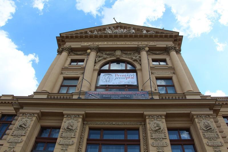 [22] Muzeum hlavního města Prahy, ve kterém se výstava koná Na uspořádání prohlídek se domlouváme i s dalšími muzei a specializovanými expozicemi.
