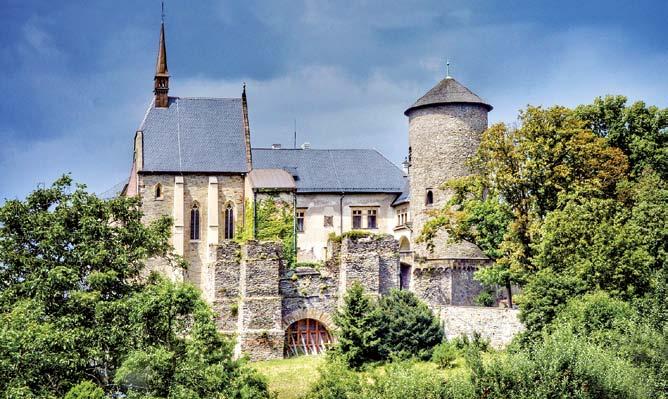 Šternberská expozice není zaměřena jenom na prezentaci hodin. Jejím cílem je ukázat fenomén času z nejrůznějších stránek.