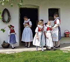 CHOLINSKÉ HANÁCKÉ MUZEUM přibližuje život našich předků Cholina, obec na okraji Hanácké roviny, si zakládá na své bohaté historii.