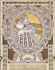 V bazénech s vyhřívanou vodou mají k dispozici vodní dělo, umělý vodní proud, houpací bazén, stěnovou vodní masáž,