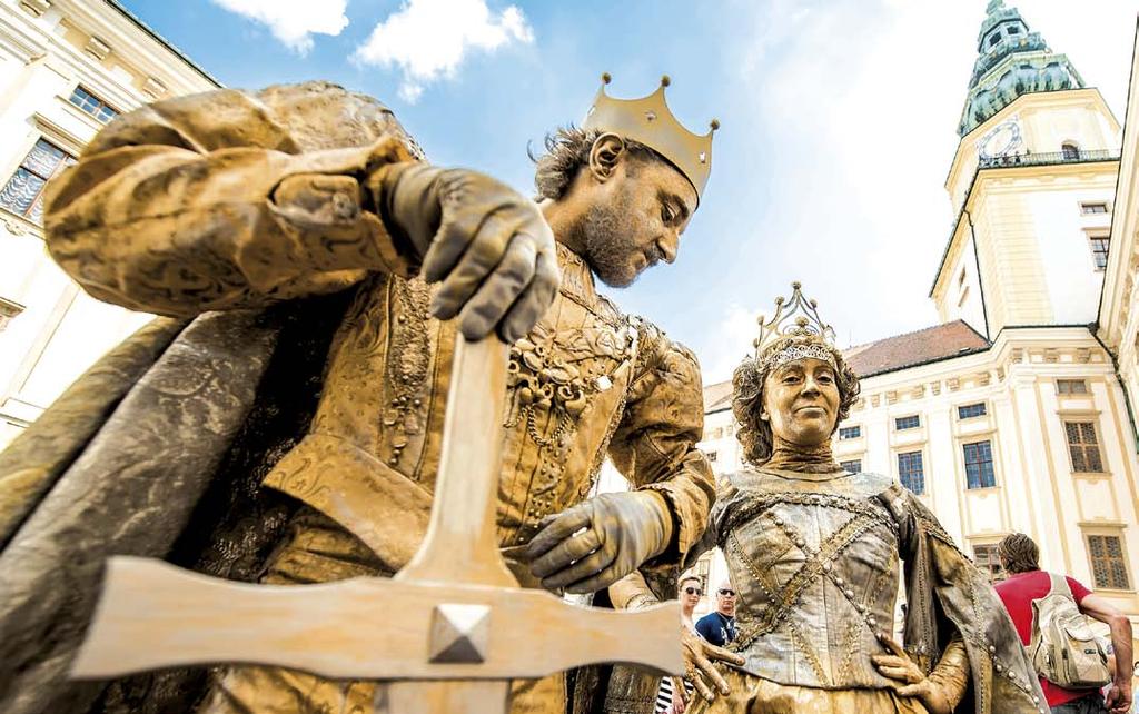 Kroměříž město podmanivé krásy Foto: archiv města Kroměříž Pro většinu turistů je Kroměříž synonymem pro věhlasné památky UNESCO