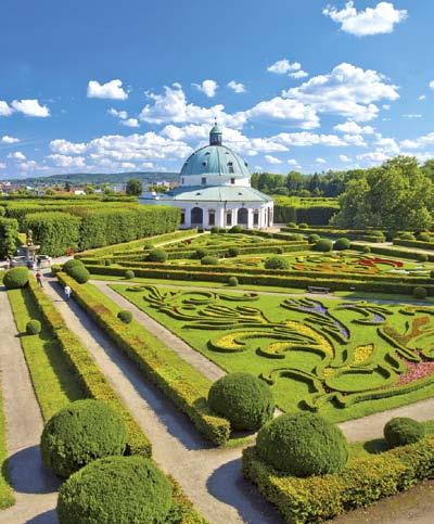 Květná zahrada, foto: m-ark Hanácké Athény Kroměříž je dnes žádanou turistickou destinací, která nabízí pestrou paletu možností trávení volného času, pečlivě namíchanou z kvalitních, cenově