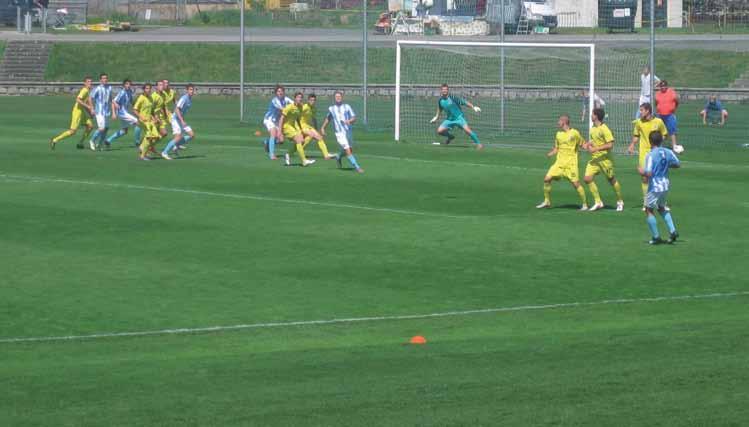 Dorostenci ze tří zápasů ani jeden nevyhráli Nejstarší dorostenci v uplynulých dvou týdnech sehráli tři mistrovská utkání celostátní ligy bez jediné výhry.